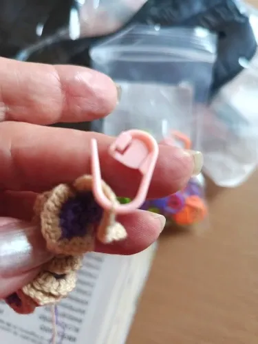 Locking stitch markers photographed by a verified buyer